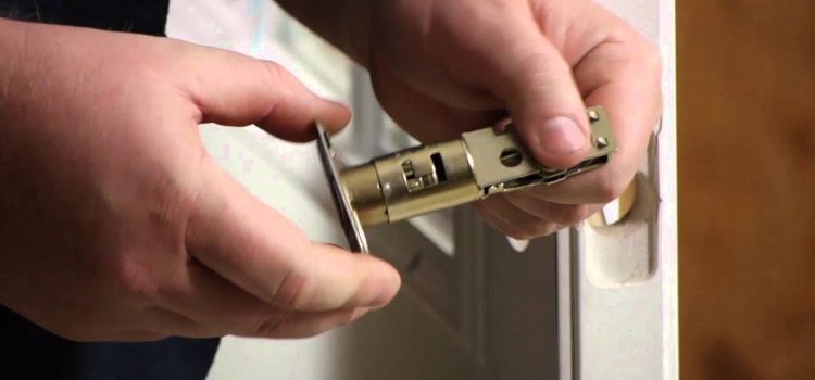 Front door lock repair in Hawthorne